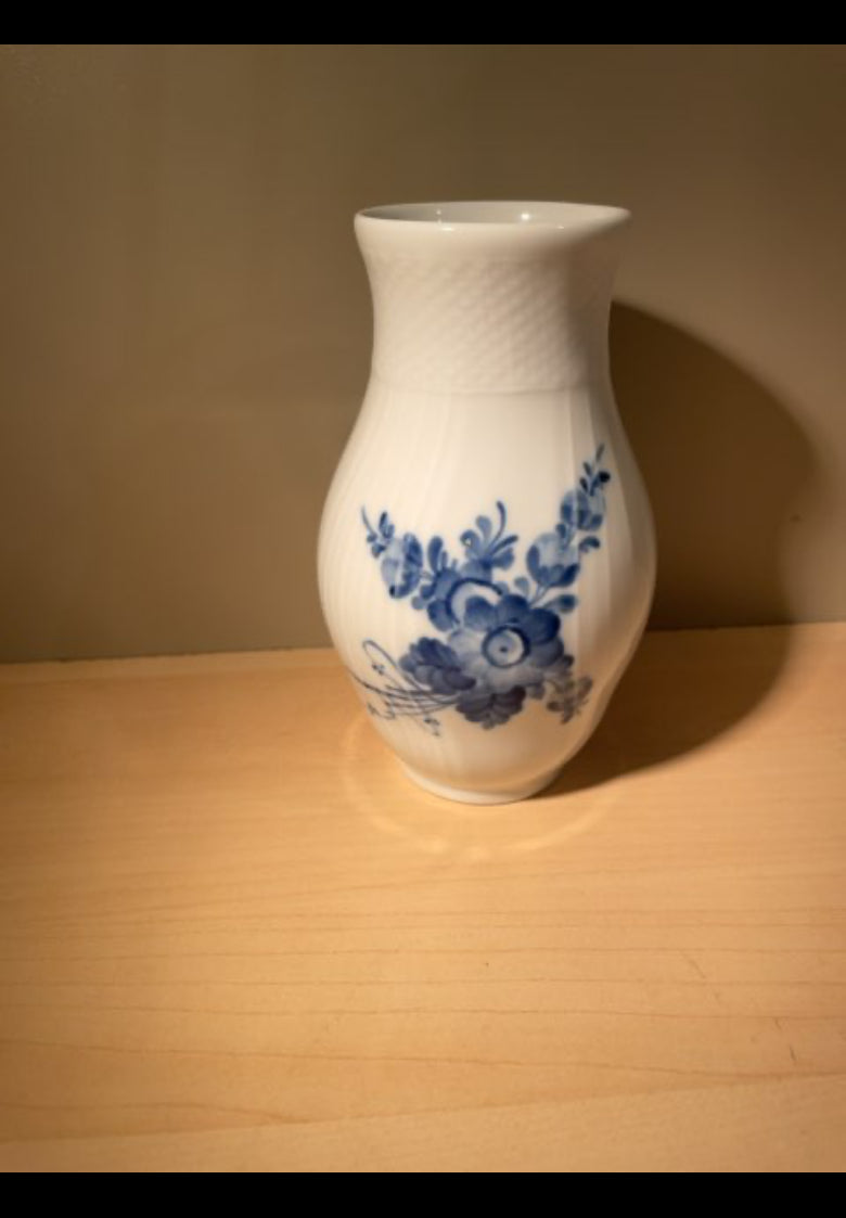 Royal Copenhagen Blå Blomst Svejfet